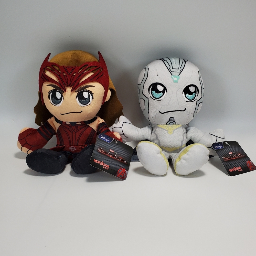 Disney Marvel Wandavision Scarlet With & Vision Kuricha Chibi Plush Set NWT